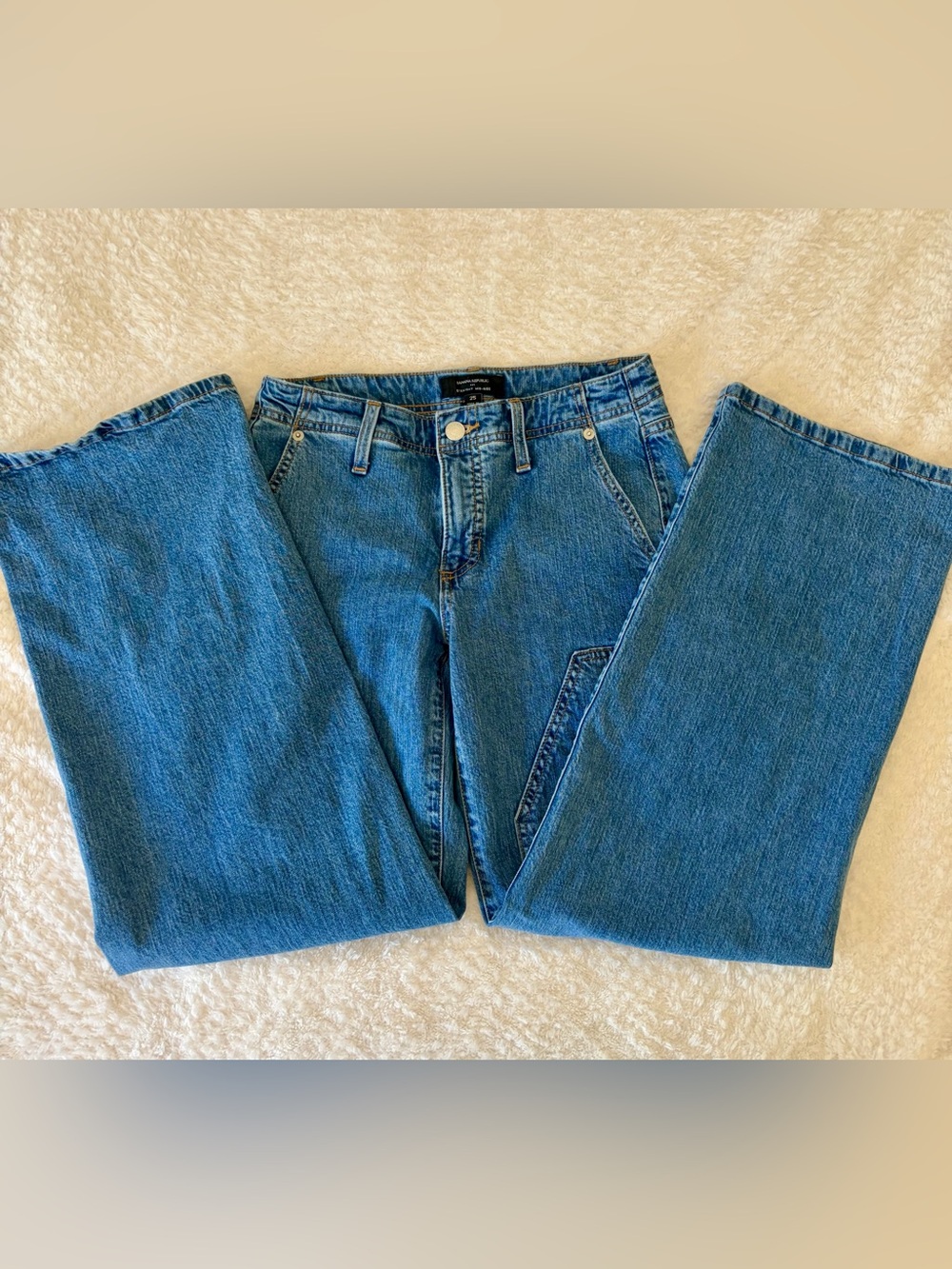 Banana Republic Women's Straight Leg Jeans - Medium Blue Wash
